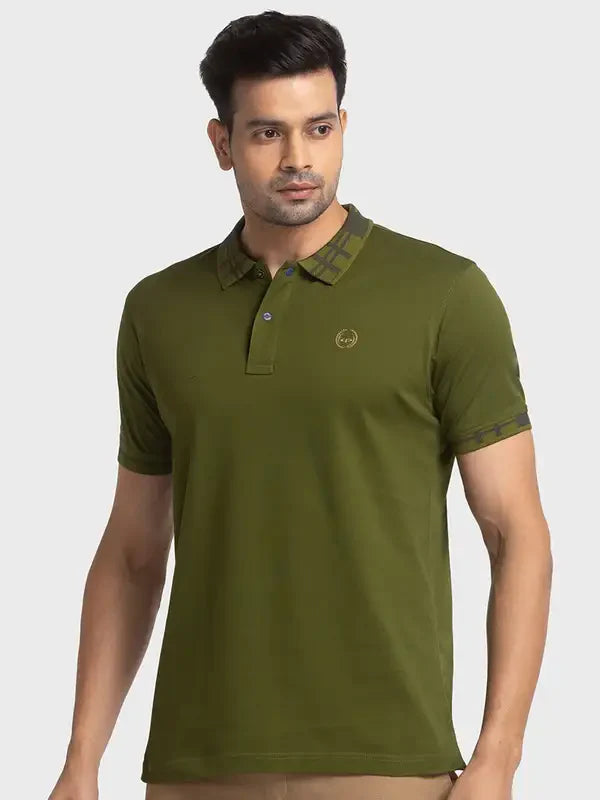 Men Green Regular Fit Solid Cotton Half Sleeve T-Shirt