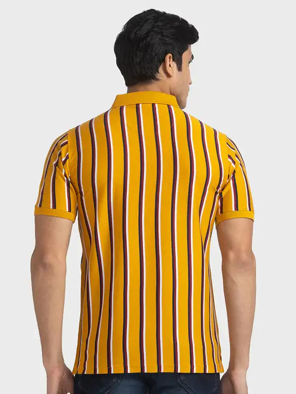 Men Yellow Tailored Fit Stripe Cotton Half Sleeve T-Shirt