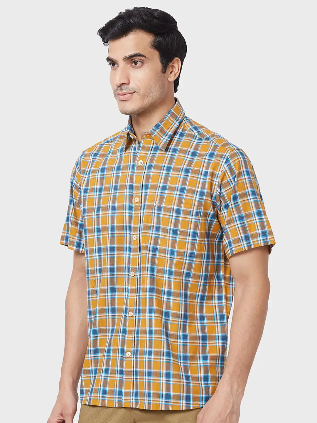 Men Yellow Classic Fit Checks Cotton Half Sleeve Shirts