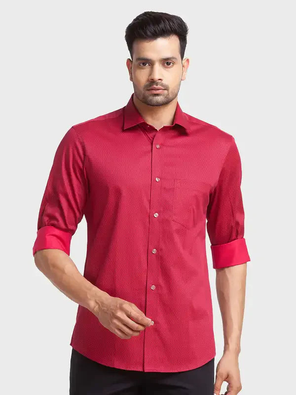 Men Red Tailored Fit Print Cotton Full Sleeve Shirts