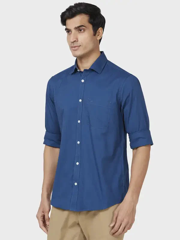 Men Petrol Tailored Fit Solid Cotton Full Sleeve Shirts