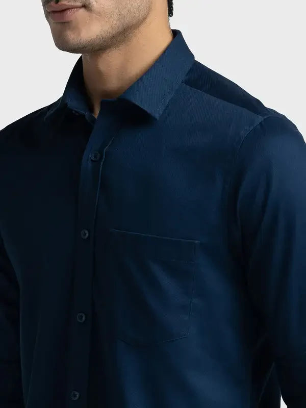 Colorplus Men Navy Tailored Fit Solid Piece Dyed Cotton Casual Shirt