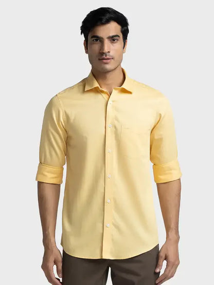 Men Yellow Tailored Fit Solid Piece Dyed Cotton Full Sleeve Shirts