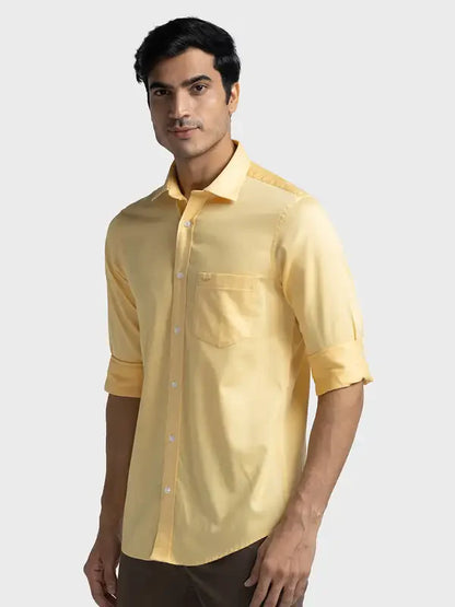 Men Yellow Tailored Fit Solid Piece Dyed Cotton Full Sleeve Shirts