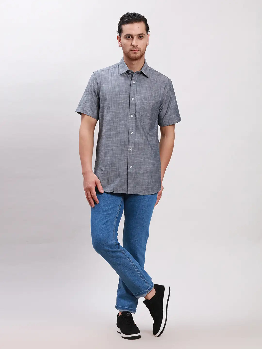 Colorplus Men Grey Tailored Fit Solid Cotton Half Sleeve Shirts