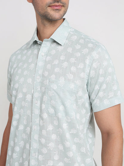 Colorplus Men Green Printed Regular Fit Cotton Half Sleeve Casual Shirt