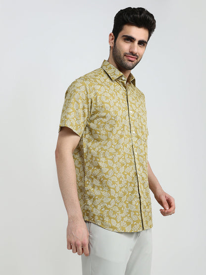 Colorplus Men Green Printed Regular Fit Cotton Half Sleeve Casual Shirt