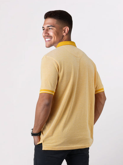 Park Avenue Yellow Solid Slim Fit Half Sleeve Cotton Blend T-Shirt