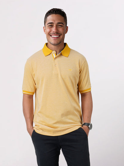 Park Avenue Yellow Solid Slim Fit Half Sleeve Cotton Blend T-Shirt