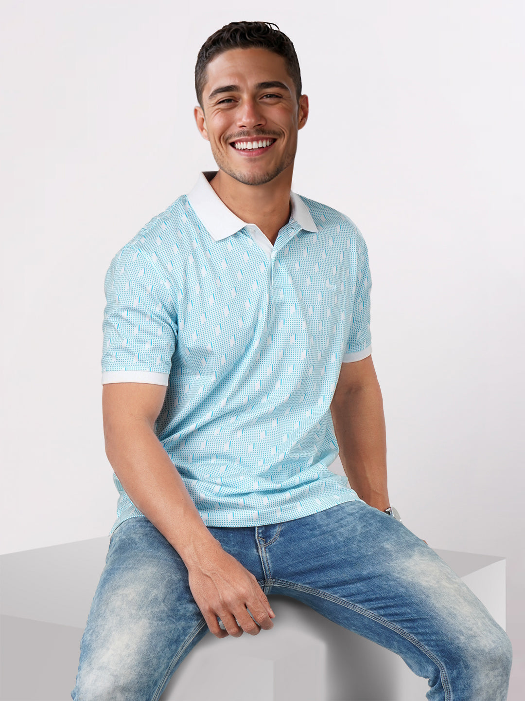 Park Avenue Men White Printed Slim Fit Cotton Blend T-Shirt