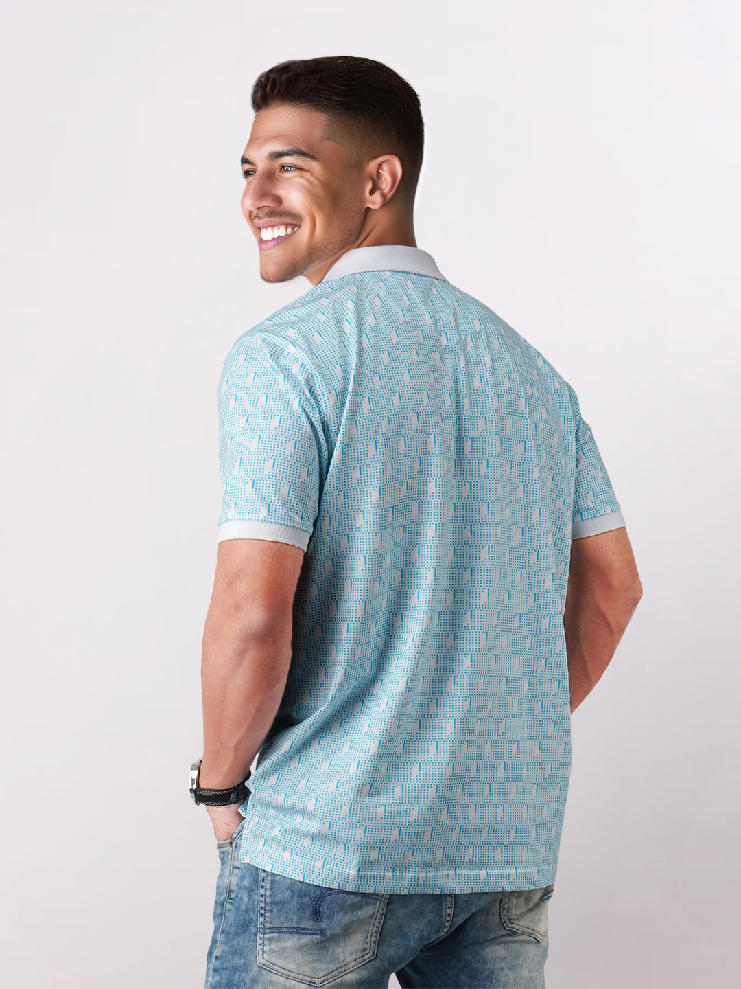 Park Avenue Men White Printed Slim Fit Cotton Blend T-Shirt
