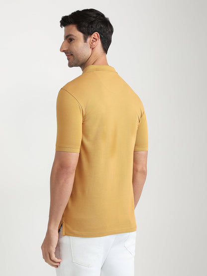 Park Avenue Men Brown Solid Slim Fit Cotton Blend Half Sleeve T-Shirt