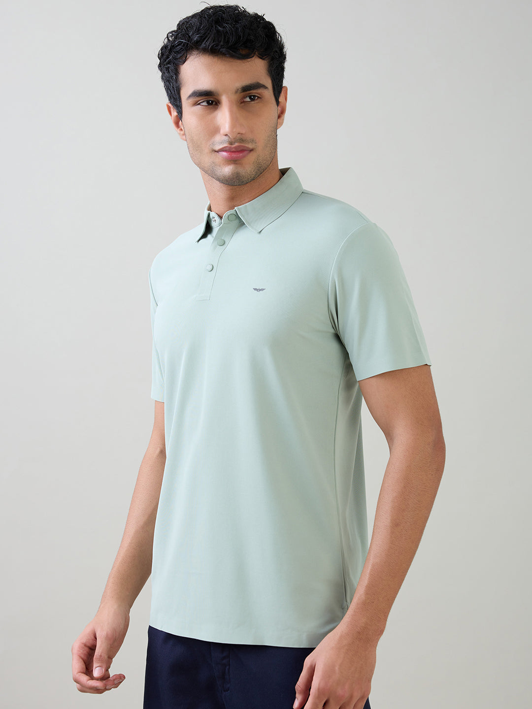 Park Avenue Men Green Solid Slim Fit Polyester Half Sleeve T-Shirt
