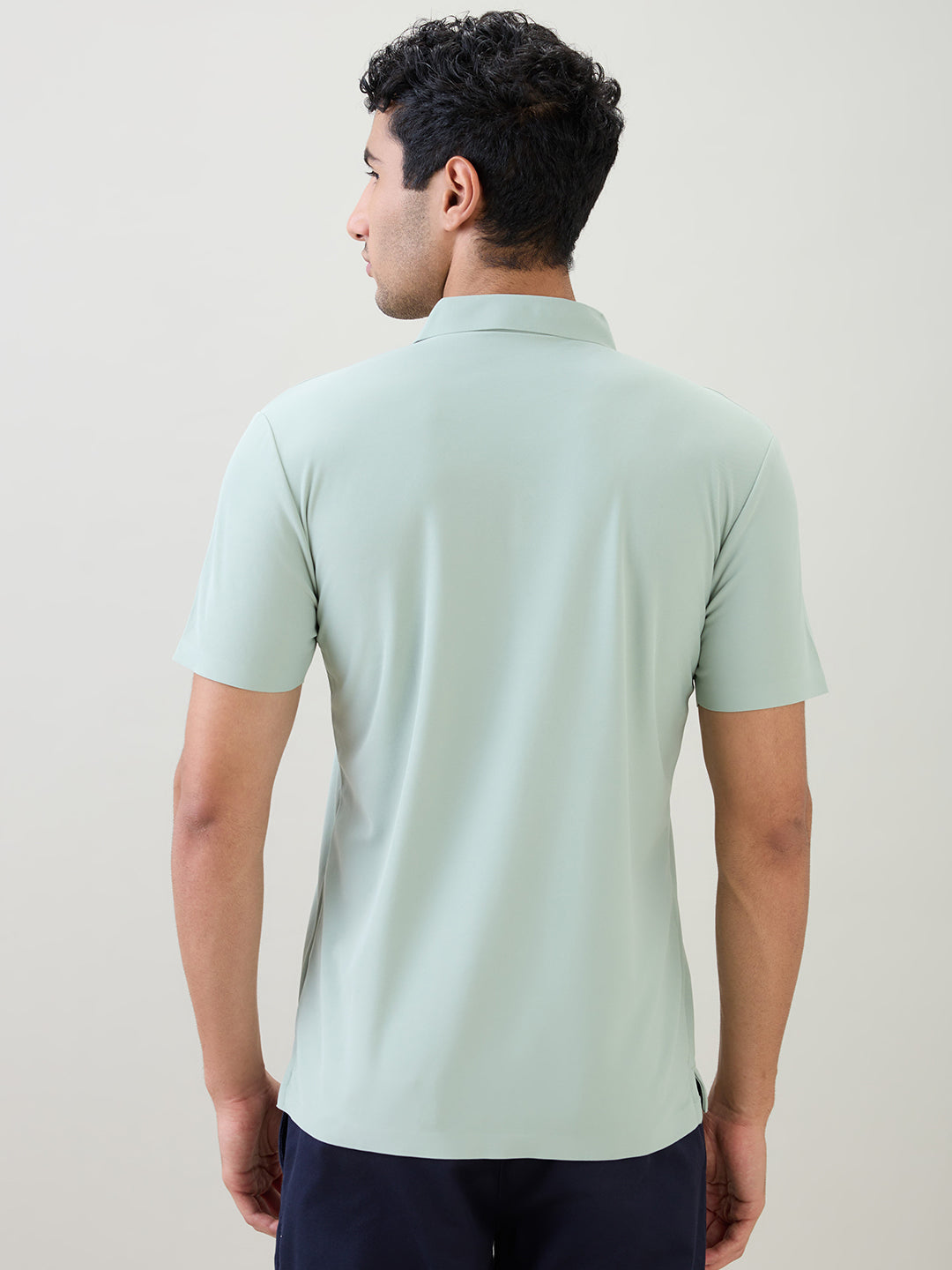 Park Avenue Men Green Solid Slim Fit Polyester Half Sleeve T-Shirt