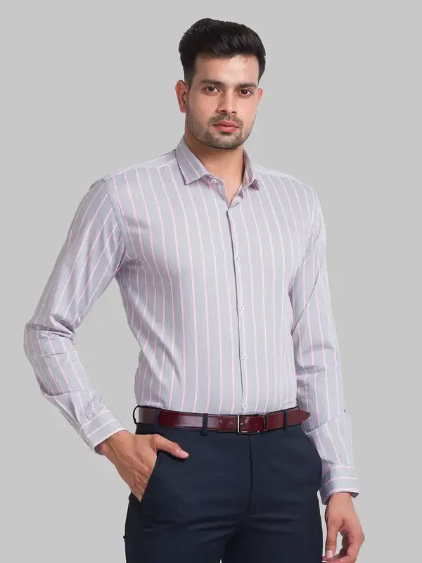 Park Avenue Men Grey Striped Slim Fit Cotton Blend Casual Shirt