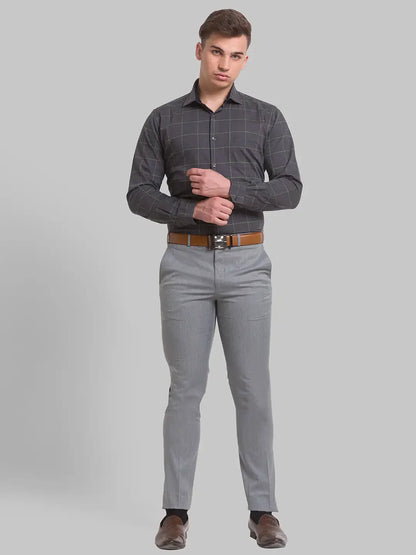 Men Black Slim Fit Checks Cotton Blend Cut Away Collar Shirts