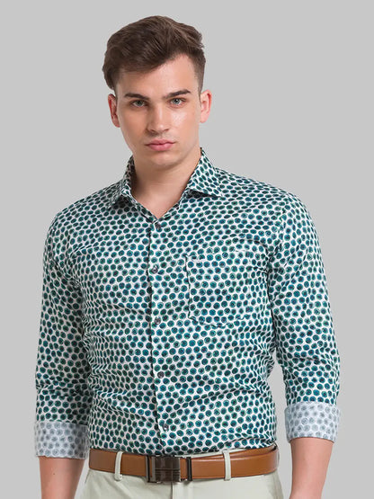 Men Green Slim Fit Print Cotton Cut Away Collar Shirts