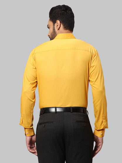 Park Avenue Men Yellow Solid Slim Fit Full Sleeve Cut Away Collar Shirt