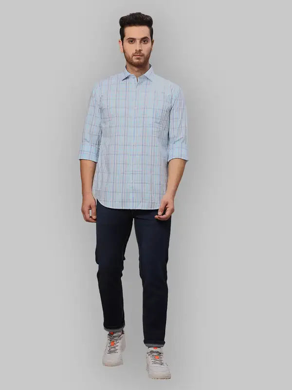 Men Blue Slim Fit Checks Cotton Cut Away Collar Shirts