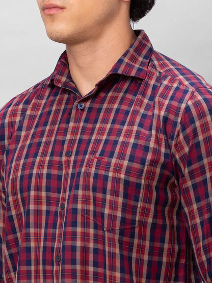 Park Avenue Men Red Checks Slim Fit Cotton Shirts