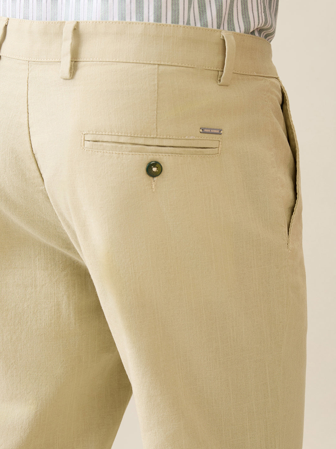 Park Avenue Men Green Structure Slim Fit Cotton Trouser