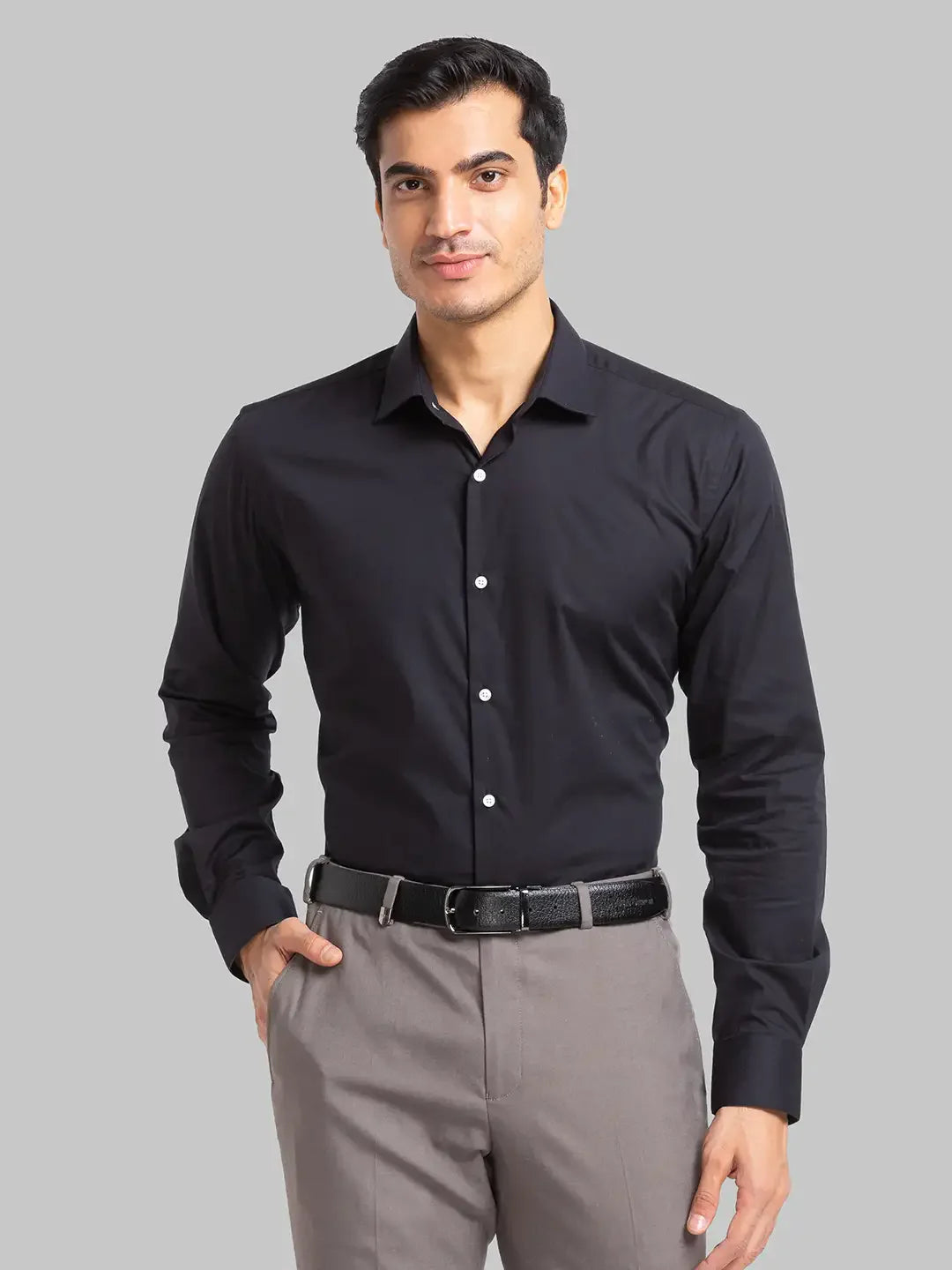 Men Black Slim Fit Solid Polyester Blend Shirts