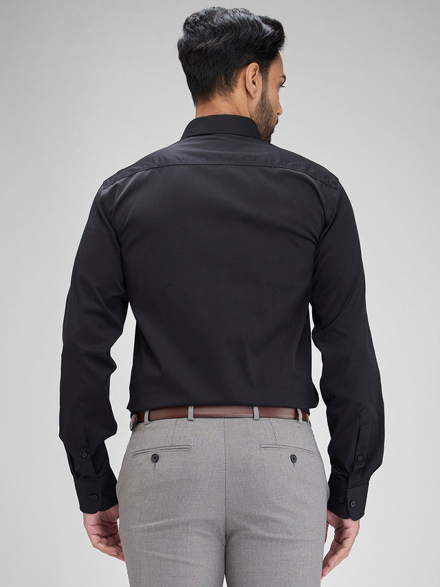 Park Avenue Black Solid Regular Fit Full Sleeve Cotton Shirt