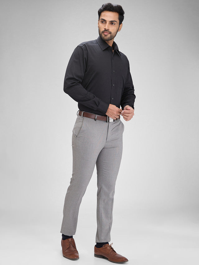 Park Avenue Black Solid Regular Fit Full Sleeve Cotton Shirt