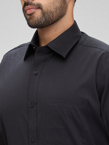 Park Avenue Black Solid Regular Fit Full Sleeve Cotton Shirt