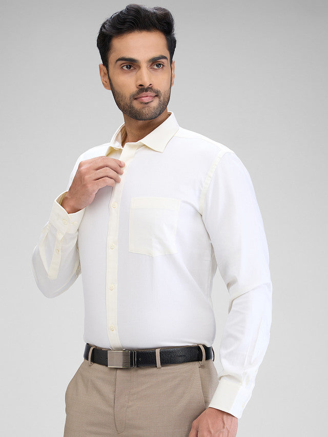 Park Avenue Yellow Solid Regular Fit Cotton Formal Shirt