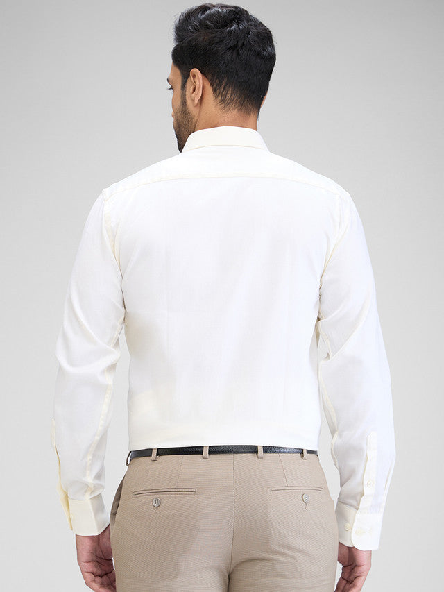 Park Avenue Yellow Solid Regular Fit Cotton Formal Shirt