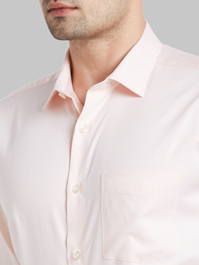 Park Avenue Men Orange Checkered Regular Fit Full Sleeve Semi Cut Away Collar Shirt