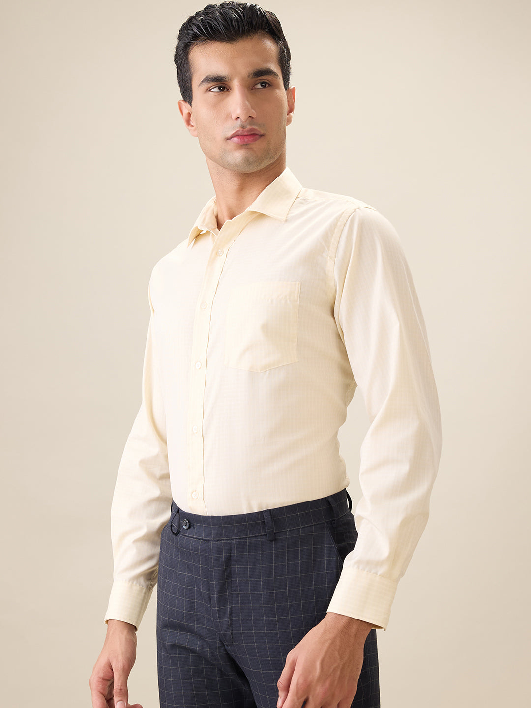 Park Avenue Men Yellow Structure Regular Fit Polyester Blend Full Sleeve Ainsley Collar Formal Shirt