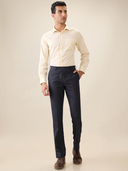 Park Avenue Men Yellow Structure Regular Fit Polyester Blend Full Sleeve Ainsley Collar Formal Shirt