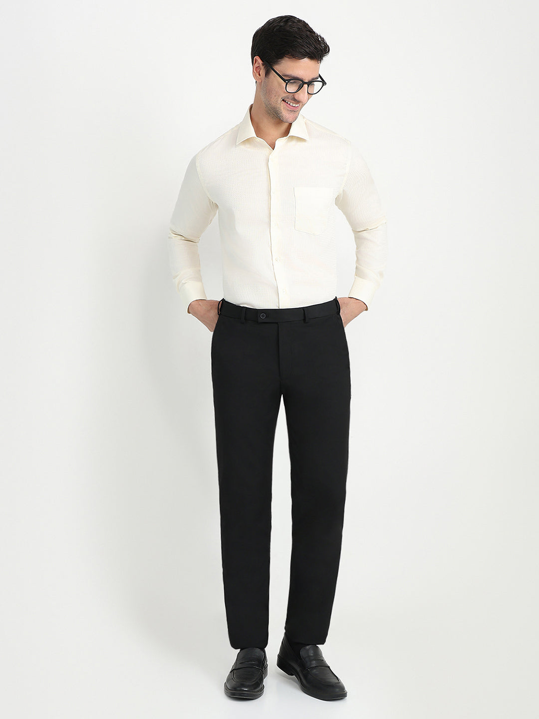 Park Avenue Men White Stripe Regular Fit Cotton Blend Full Sleeve Ainsley Collar Formal Shirt