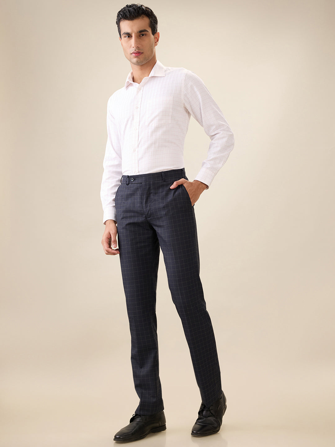 Park Avenue Men Red Checks Regular Fit Cotton Blend Full Sleeve Ainsley Collar Formal Shirt