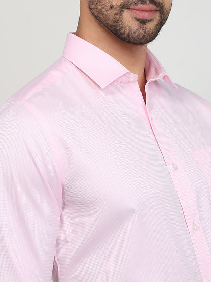 Park Avenue Men Pink Structure Regular Fit Cotton Blend Formal Shirt