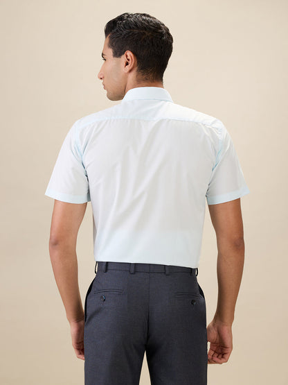 Park Avenue Men Blue Structure Regular Fit Polyester Blend Half Sleeve Cut Away Collar Formal Shirt