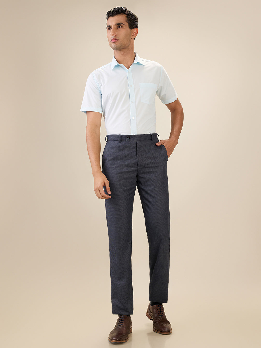 Park Avenue Men Blue Structure Regular Fit Polyester Blend Half Sleeve Cut Away Collar Formal Shirt