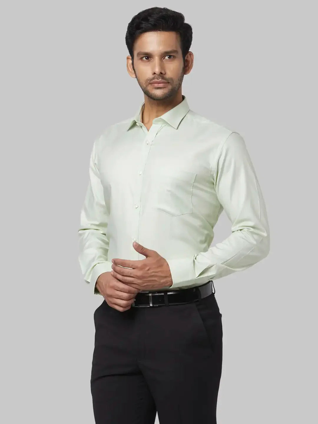 Park Avenue Men Green Structure Slim Fit Cotton Shirt