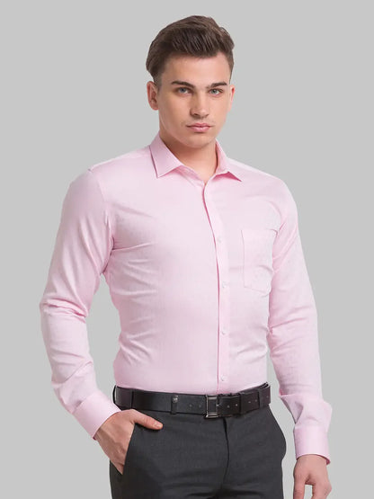 Men Red Slim Fit Structure Cotton Cut Away Collar Shirts