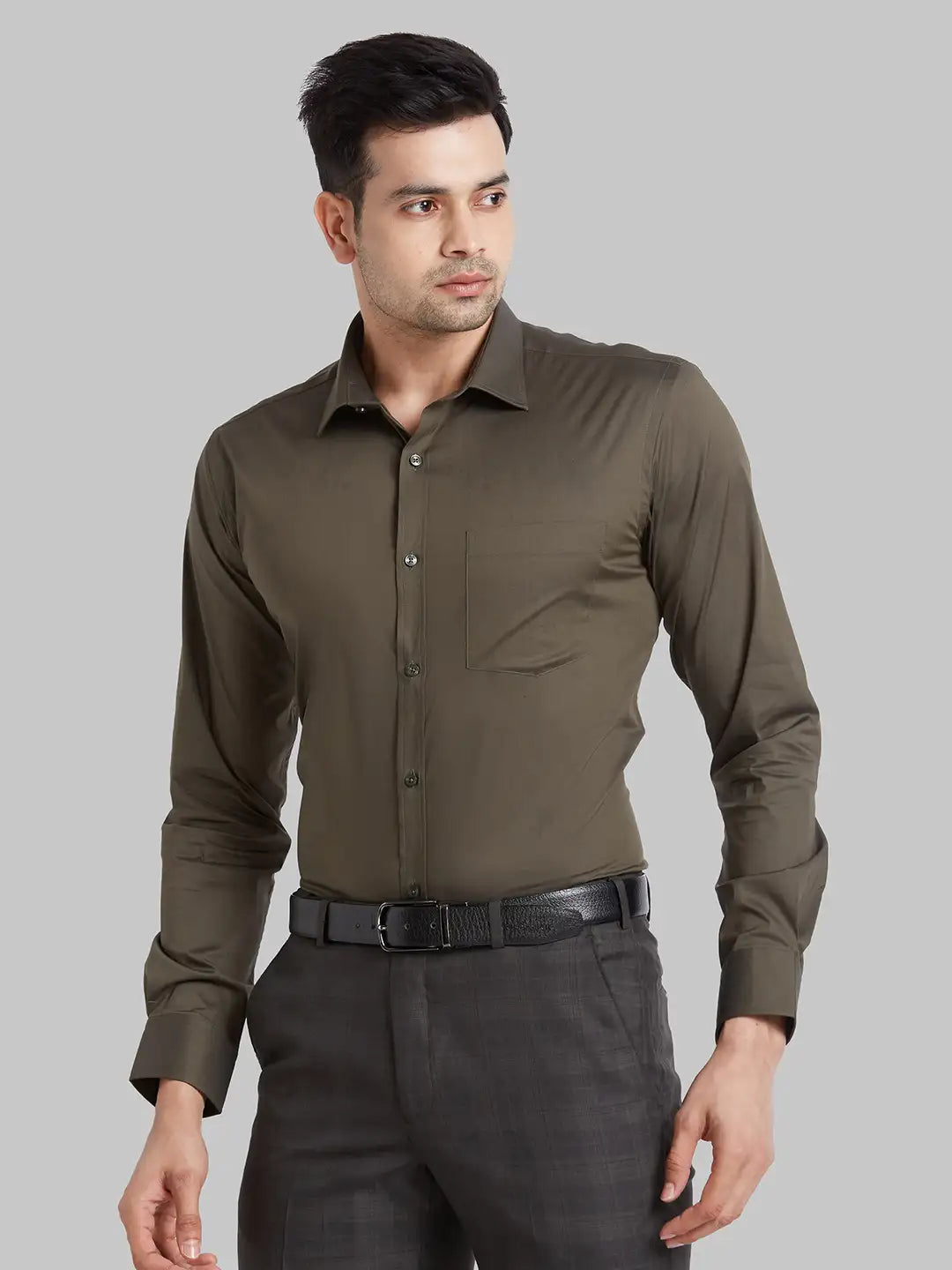 Men Green Slim Fit Solid Cotton Blend   Shirts