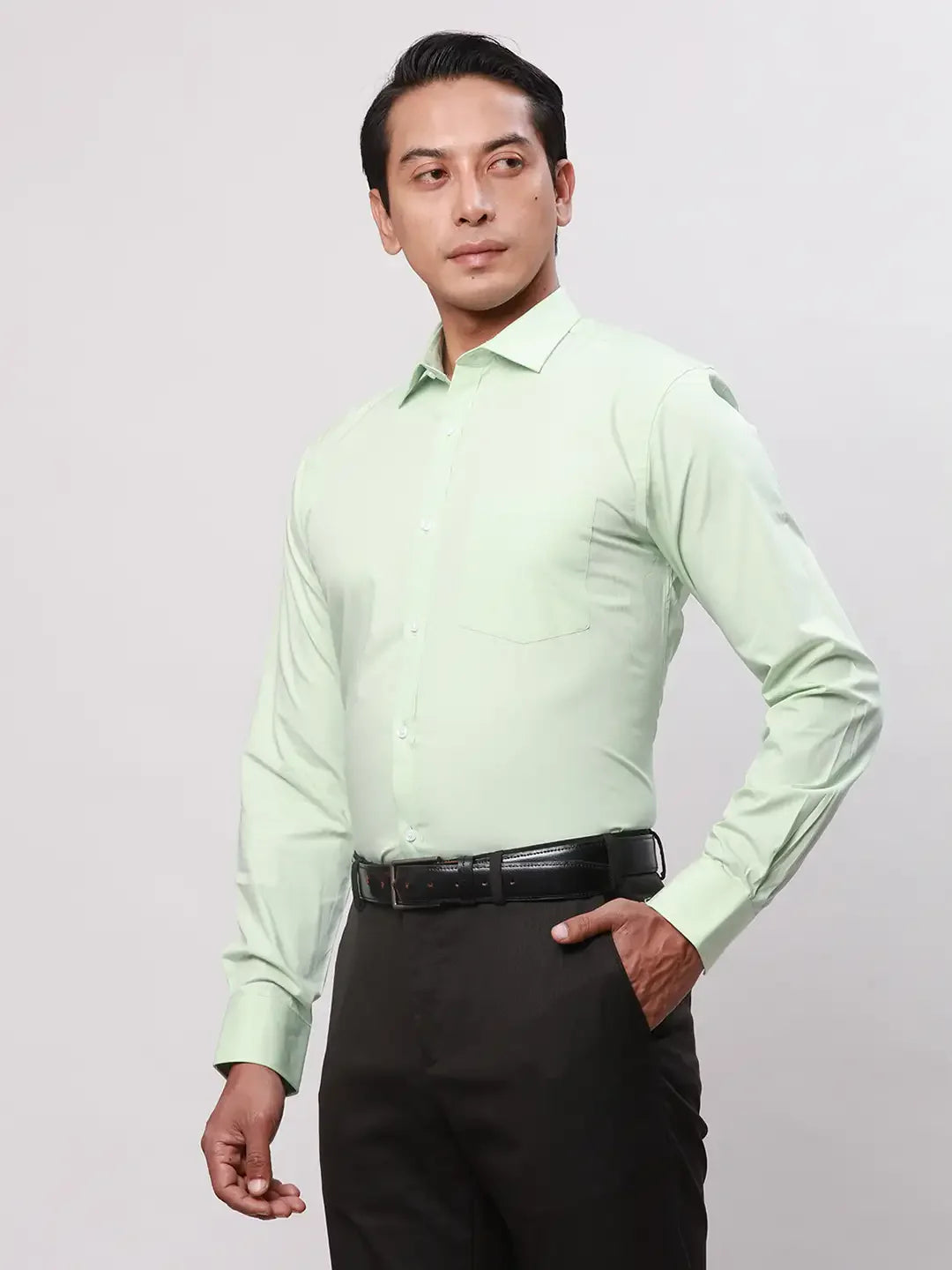 Park Avenue Men Green Solid Slim Fit Cotton Shirts