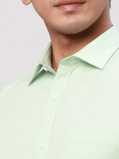 Park Avenue Men Green Solid Slim Fit Cotton Shirts