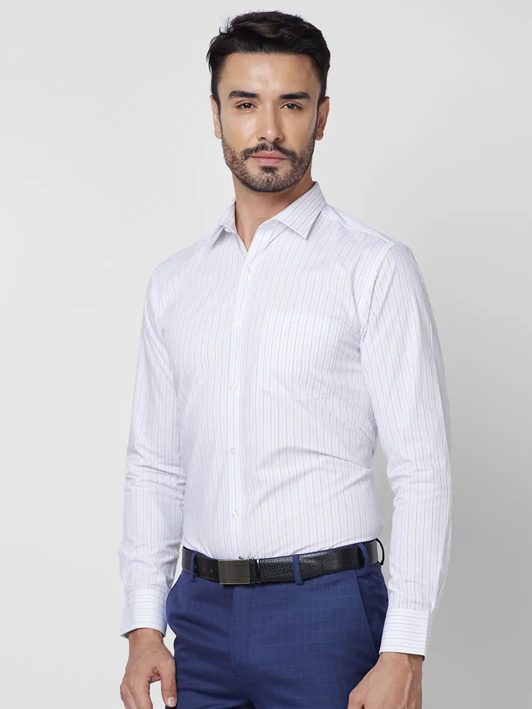 Park Avenue Men Blue Stripe Slim Fit Cotton Shirt