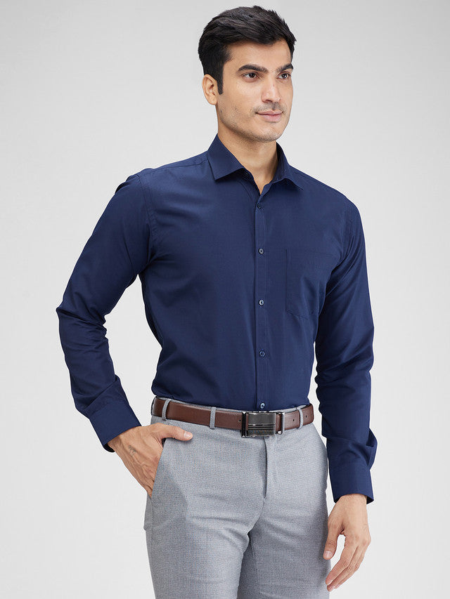 Park Avenue Blue Solid Slim Fit Cotton Blend Formal Shirt