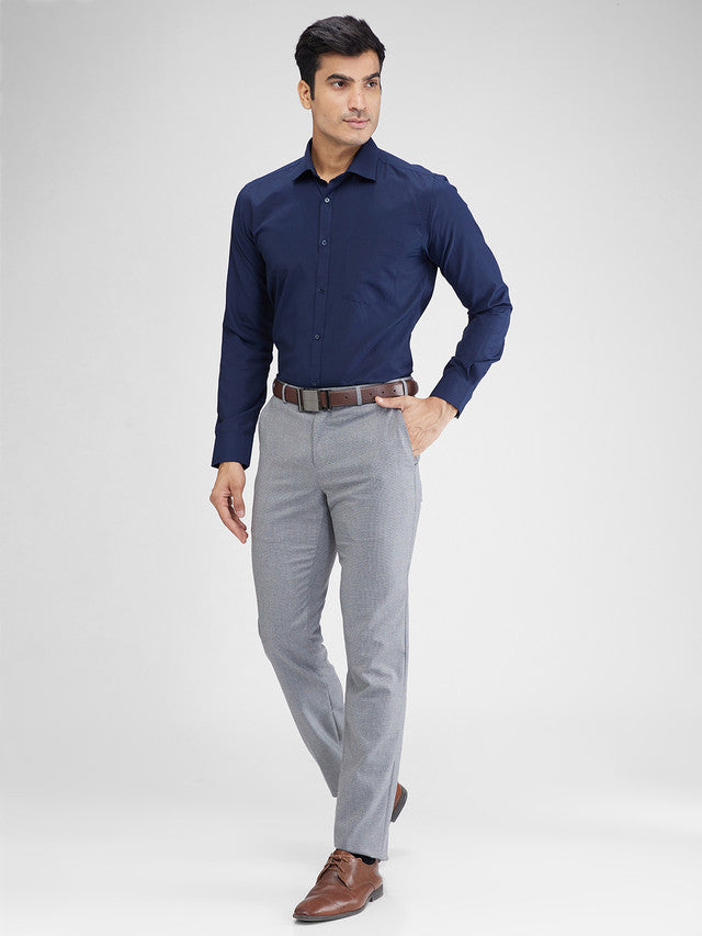 Park Avenue Blue Solid Slim Fit Cotton Blend Formal Shirt
