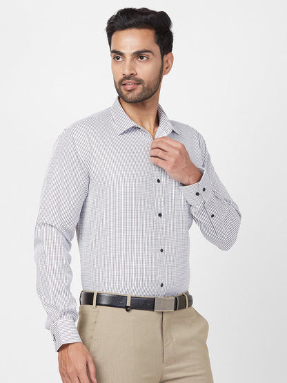 Park Avenue Men White Checkered Slim Fit Polyester Blend Formal Shirt