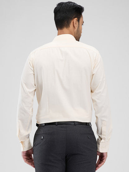 Park Avenue Yellow Solid Slim Fit Cotton Formal Shirt