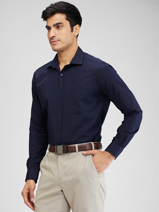 Park Avenue Blue Solid Slim Fit Full Sleeve Polyester Blend Shirt